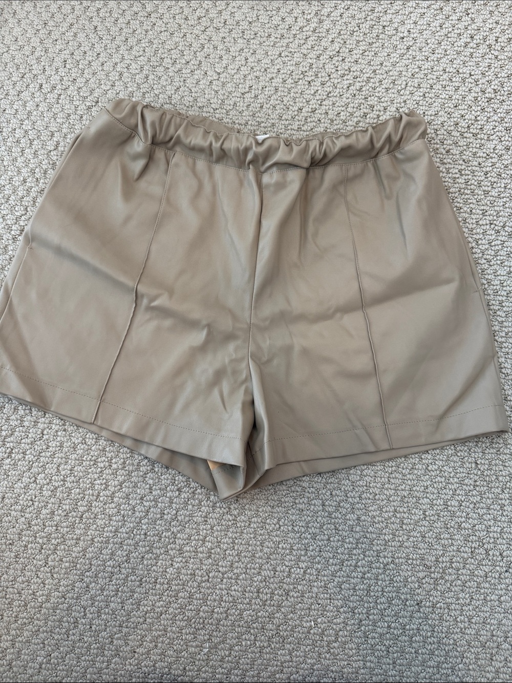 Topshop Women's Faux Leather Elastic Waist Shorts - Taupe